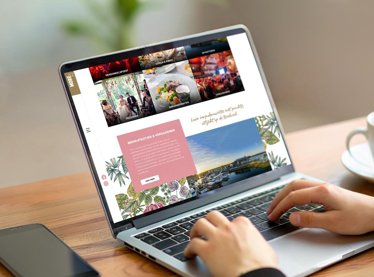 More-Itz website op laptopscherm